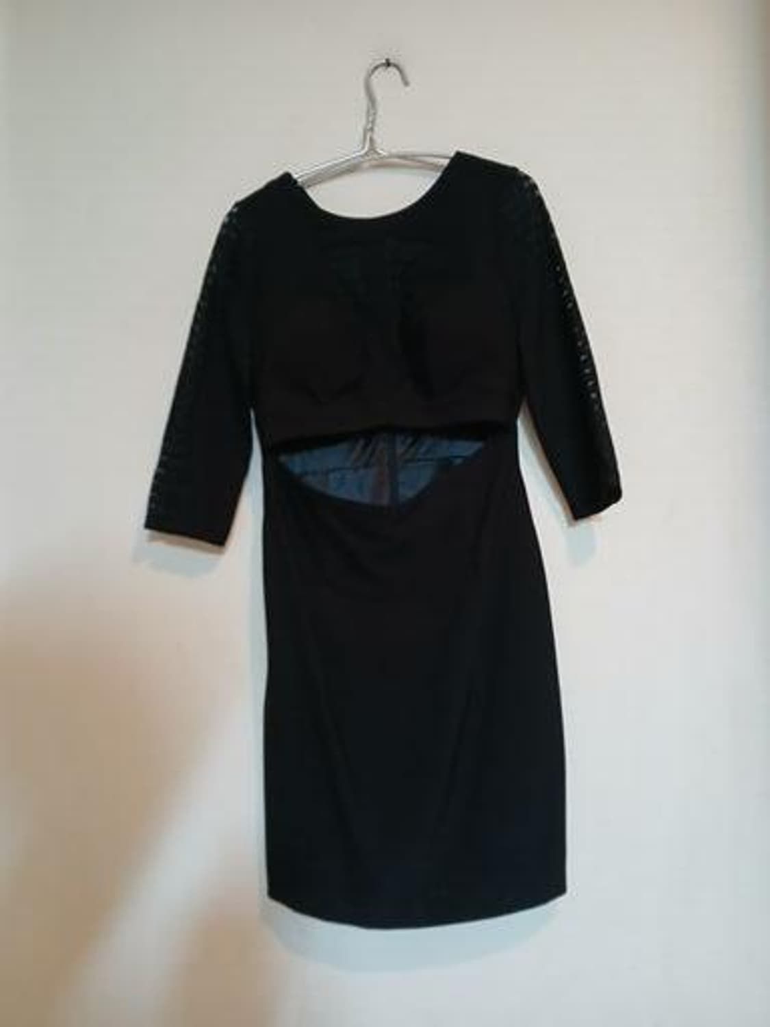 나롱쥐 원피스 컷아웃 크롭 홀복 섹시 드레스 하객룩 클럽 파티룩 데이트룩 상품이미지1