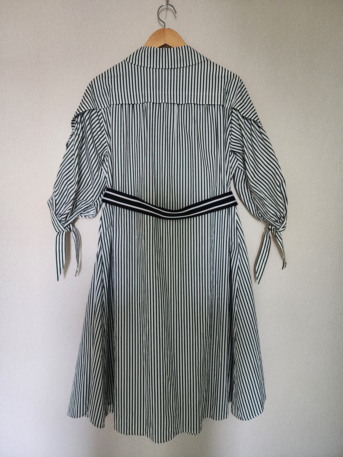 마쥬 (새상품)스트라이프 셔츠 원피스 상품이미지3