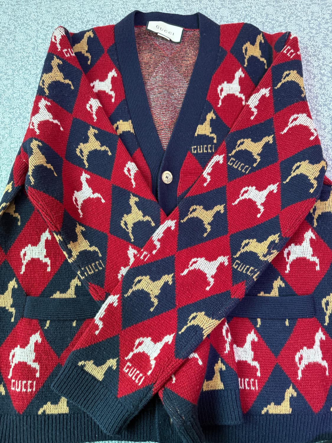 구찌 다이아몬드 울 가디건 상품이미지2