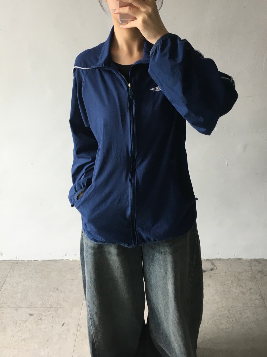 엄브로 자수로고 바람막이 상품이미지1