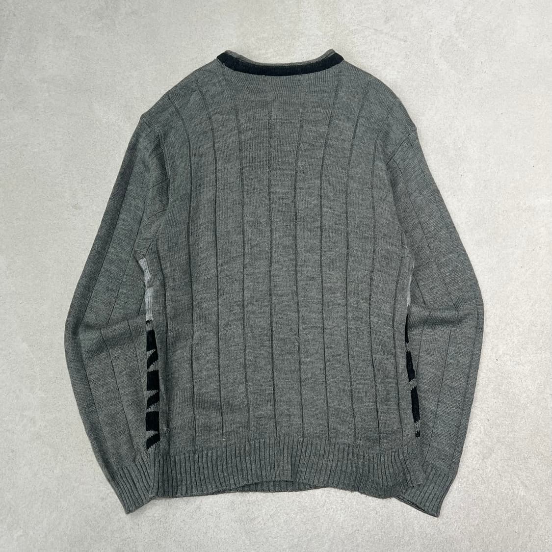 지아니발렌티노 자수 패치 니트 s09736 상품이미지2