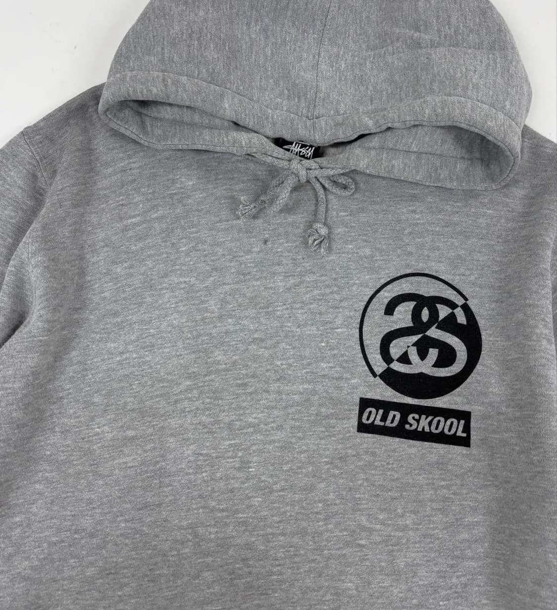 스투시 올드스쿨 빈티지 그레이 프린팅 로고 후드티 판매합니다 상품이미지2