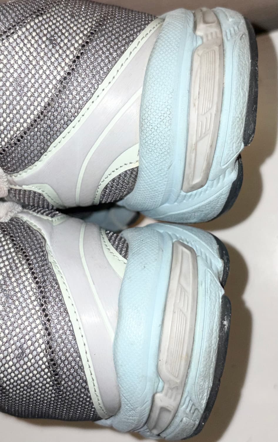 아식스 메트로폴리스 라이큰 락 운동화 아디다스 나이키 퓨마  상품이미지8