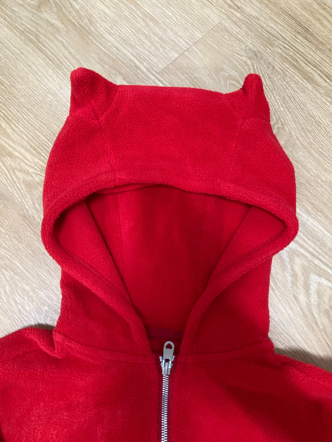 악마 레드 후리스 상품이미지1