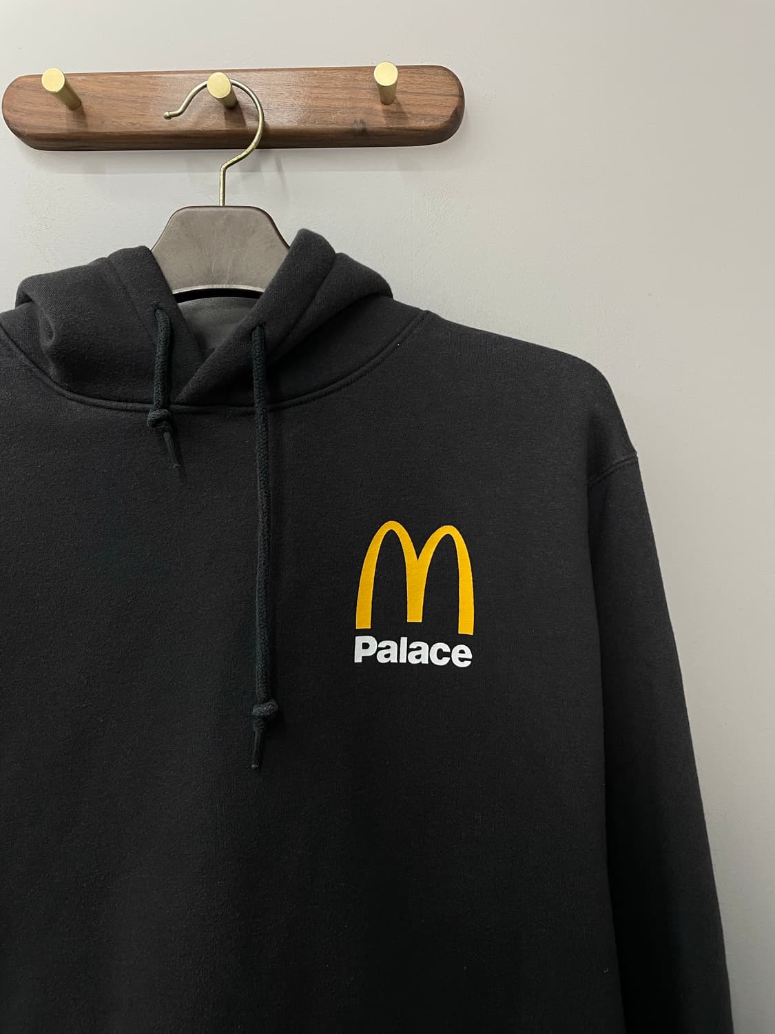 팔라스 x 맥도날드 콜라보 로고 후드티 H1826 상품이미지4