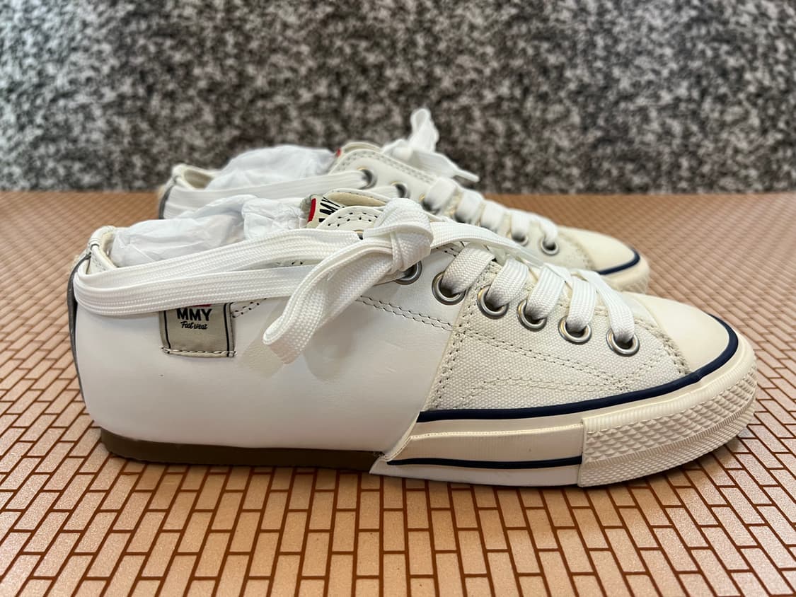 스니커즈 상품이미지3