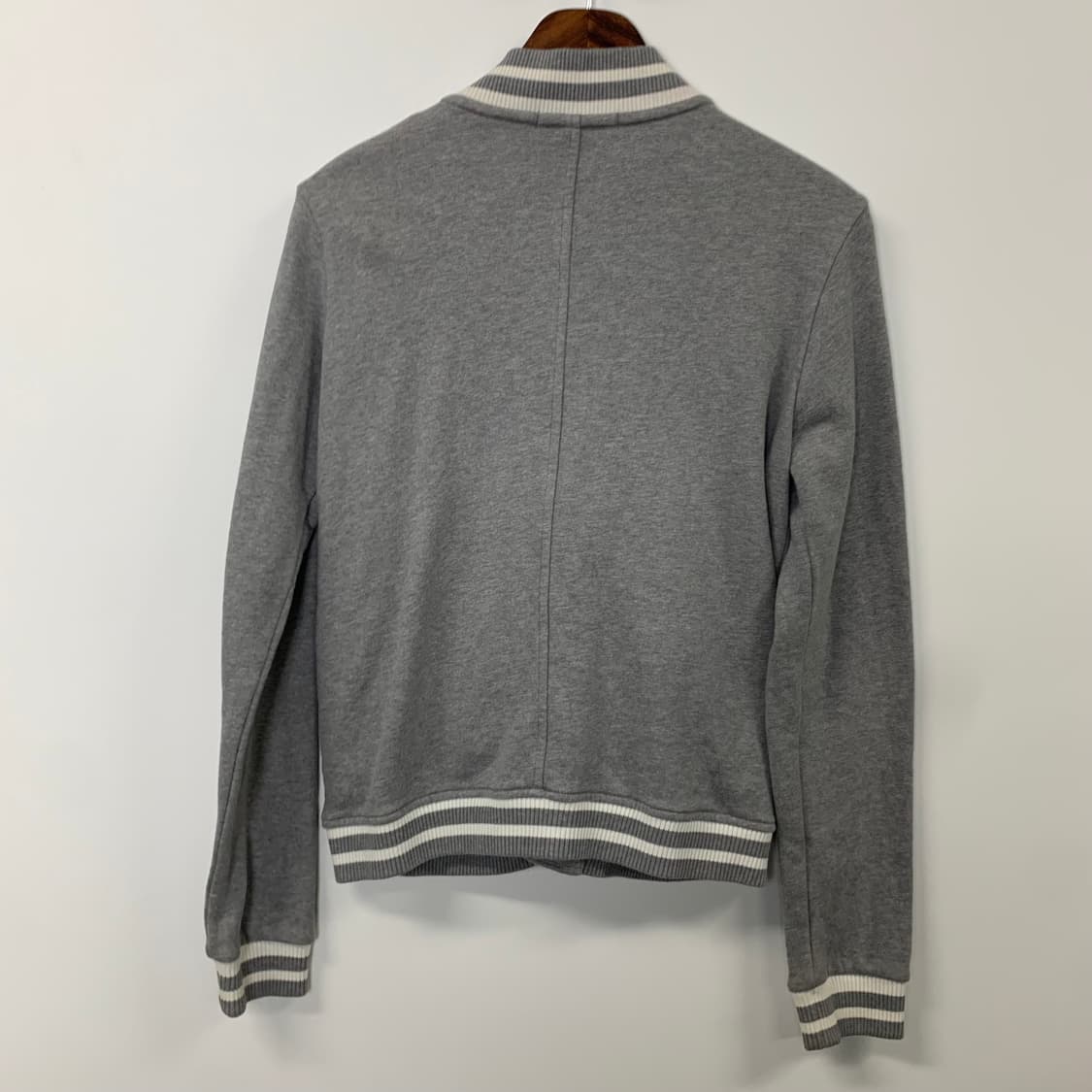 라코스테 그레이 코튼 바시티 자켓 상품이미지3