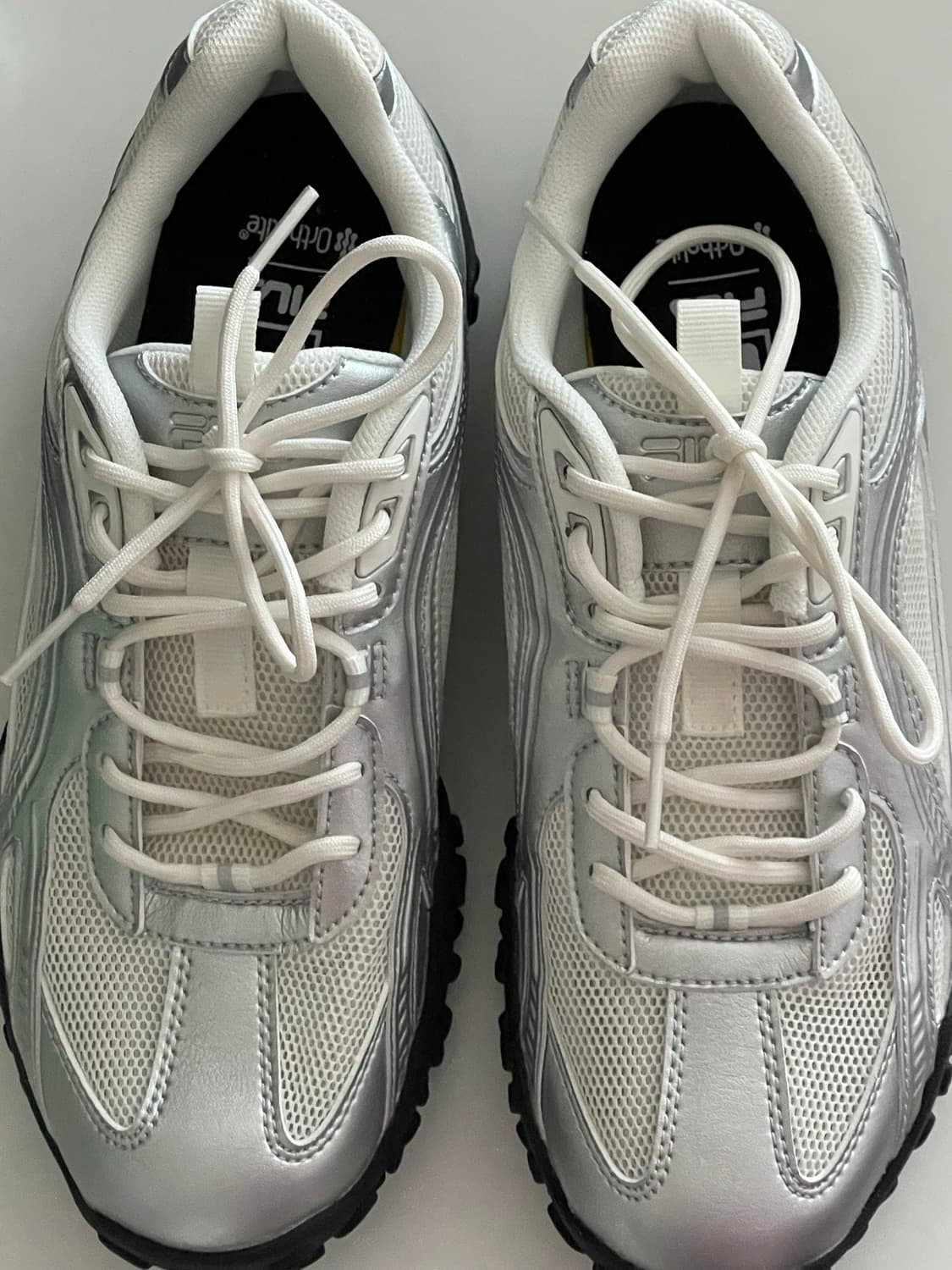 휠라 에샤페 MS 실버 문 250 판매 상품이미지1