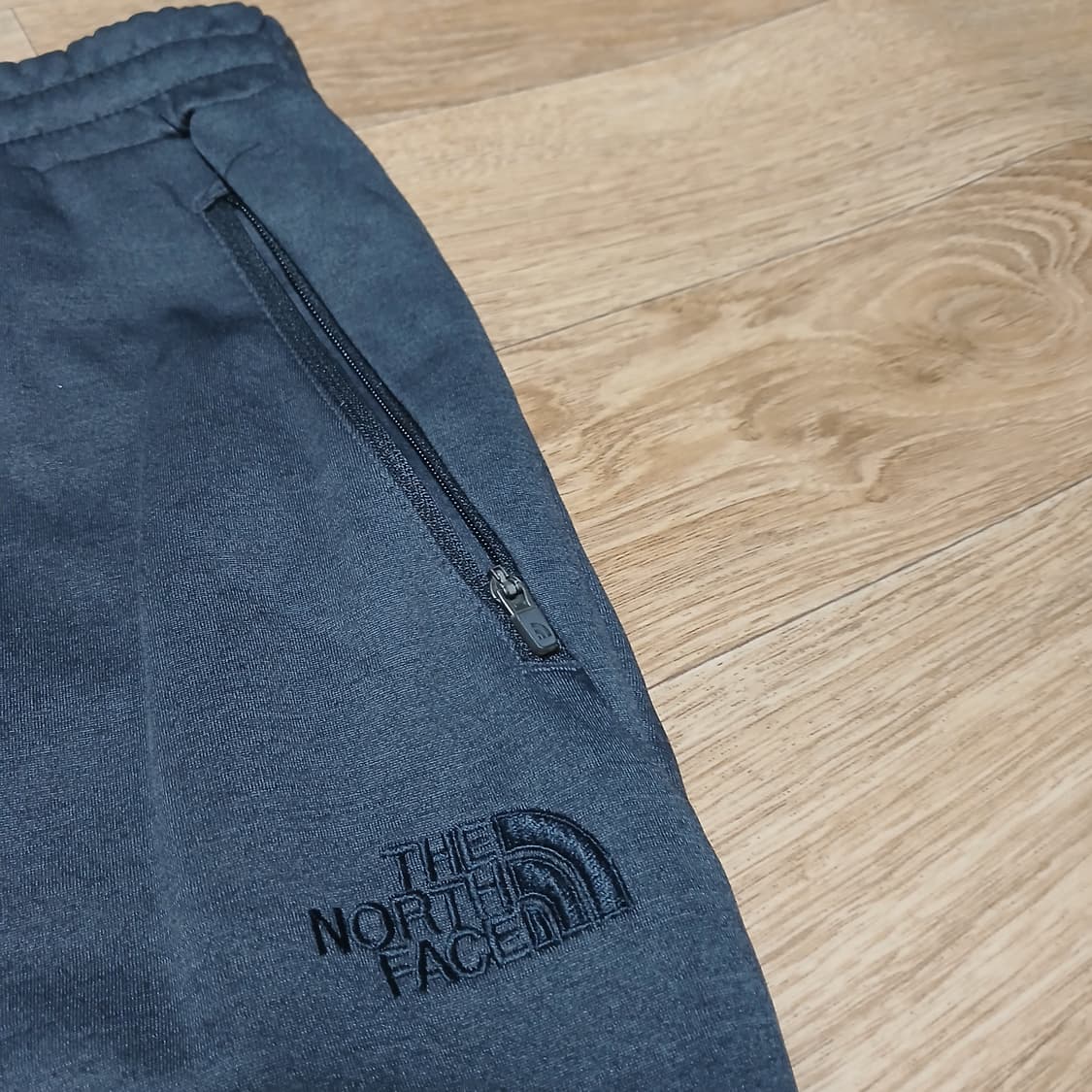 노스페이스 남성34-35 트레이닝복  상품이미지2