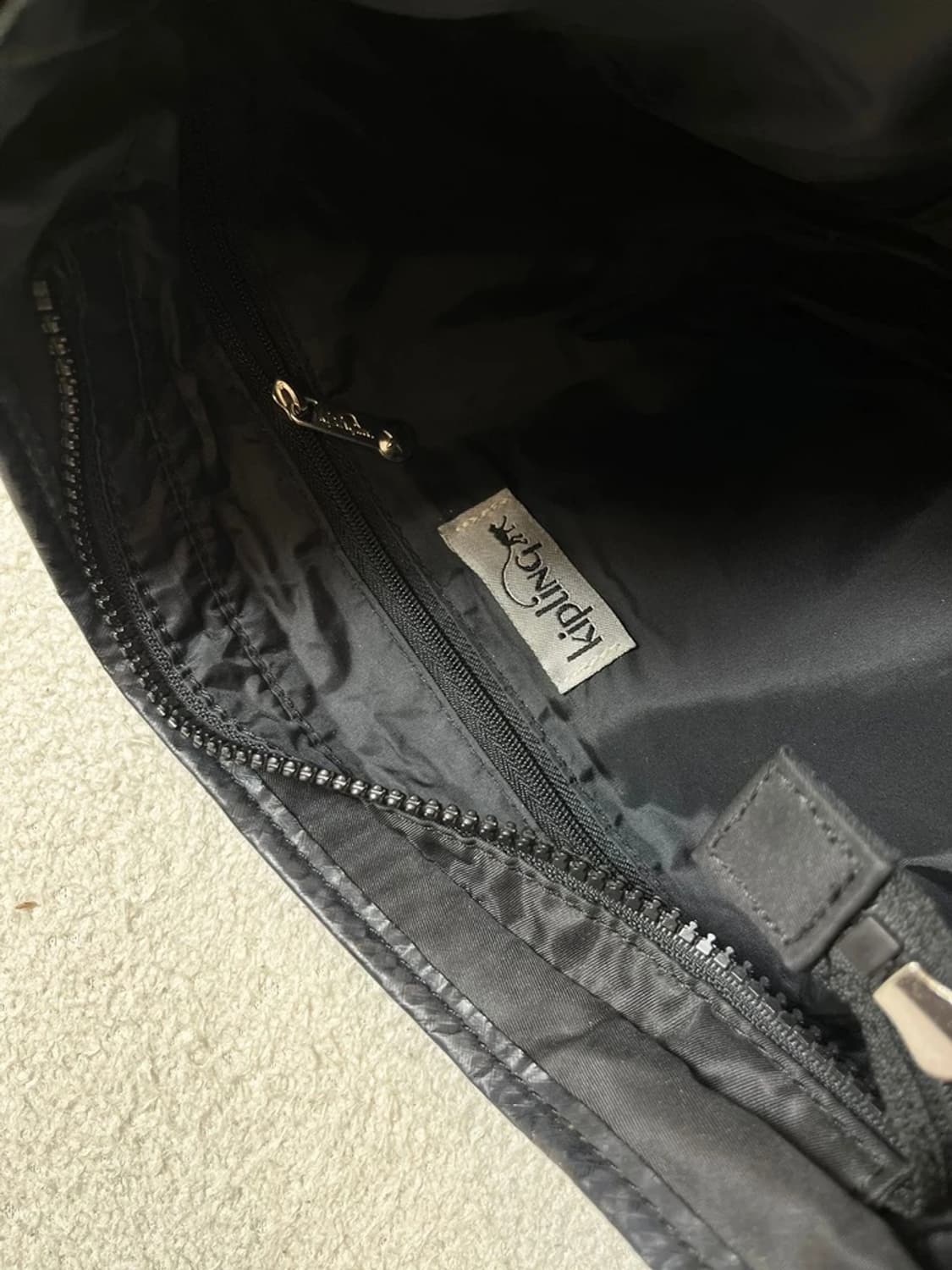 키플링 00s Y2K 글로시 배색 미니 크로스백 Q1240 상품이미지7