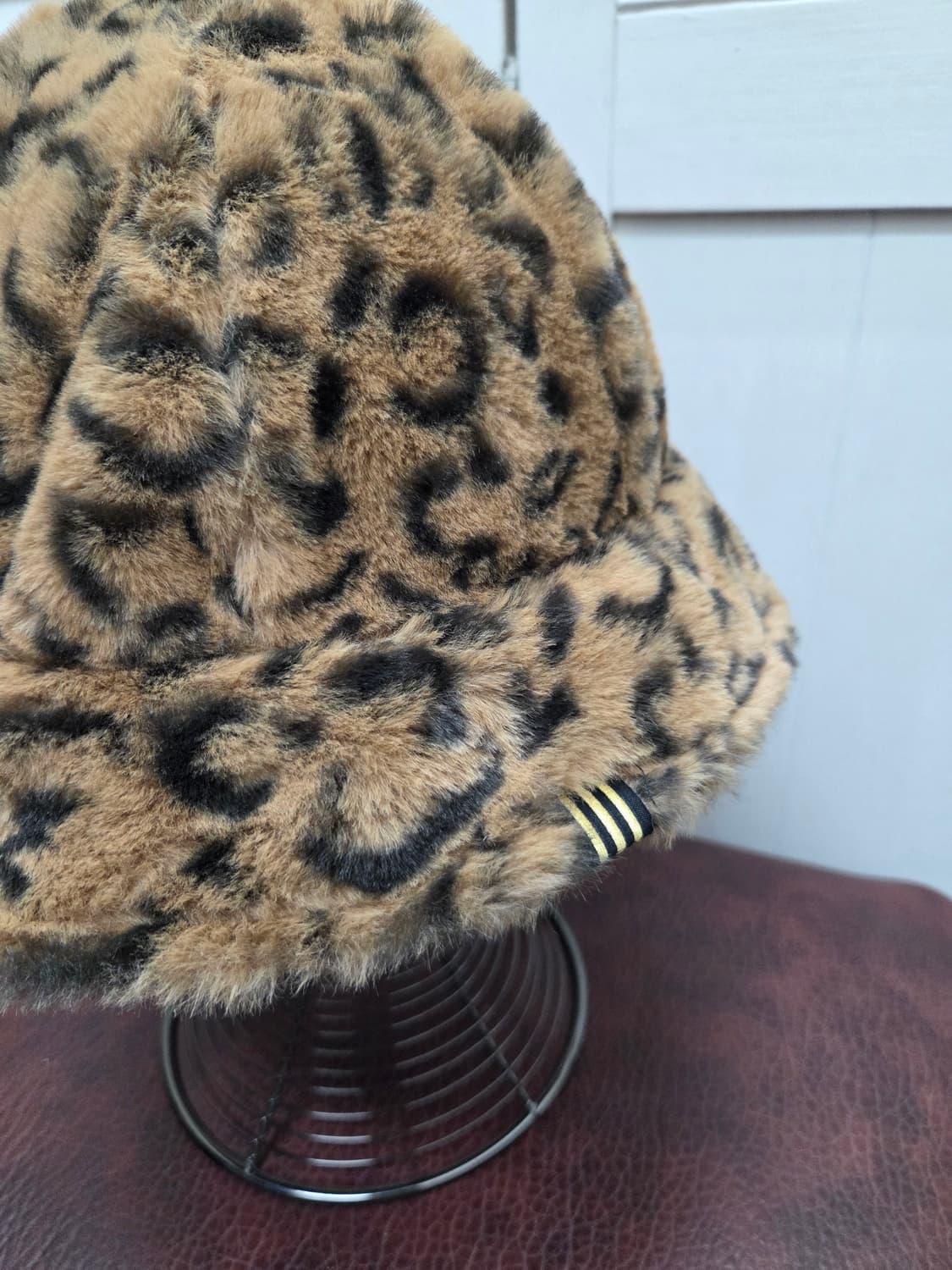 아디다스 레오파드 퍼 버킷햇 상품이미지2