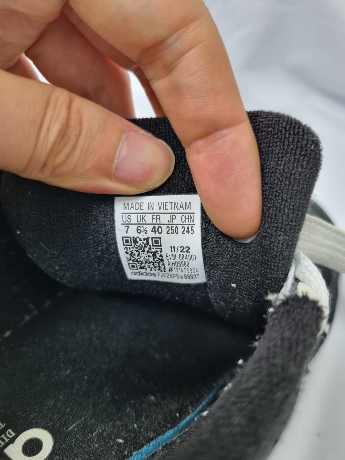 250 아디다스 아디매틱 코어 블랙 크리스탈 스니커즈 상품이미지8