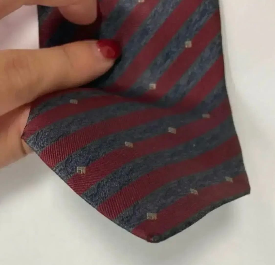 입생로랑 넥타이 상품이미지8