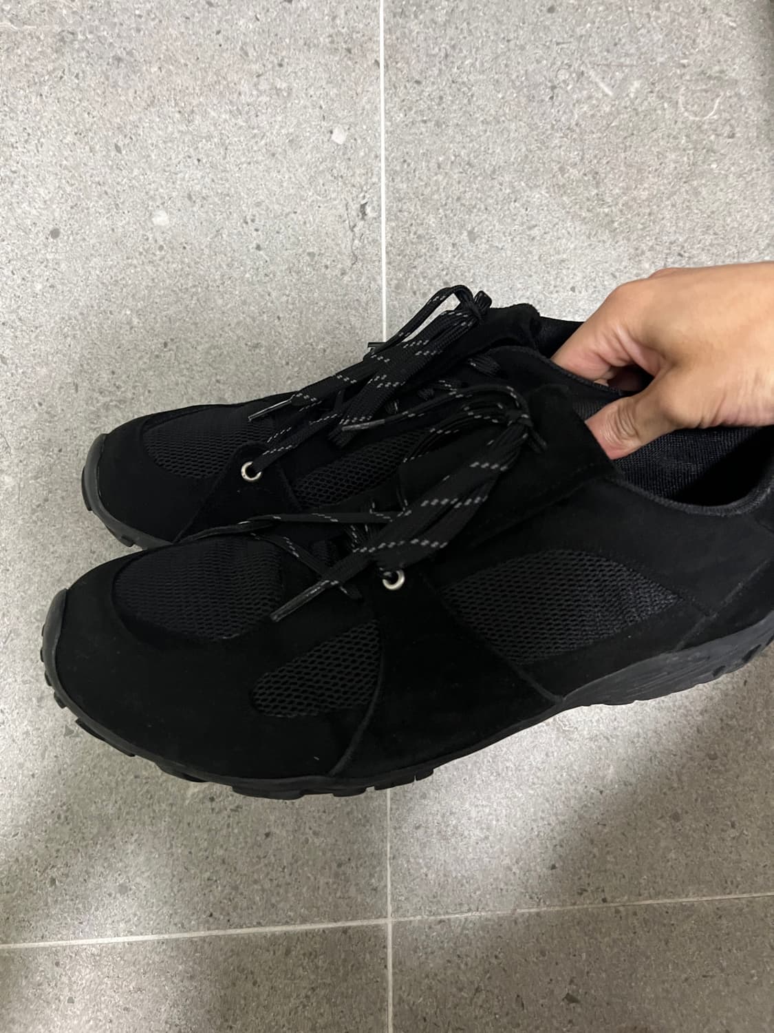 네거티브쓰리 Asymmetry Sneakers 270 사이즈 팝니다 상품이미지2