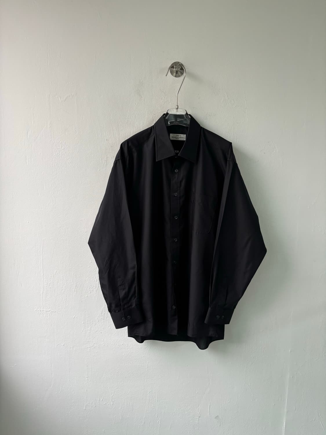 발렌시아가 90‘s 오버셔츠  상품이미지1