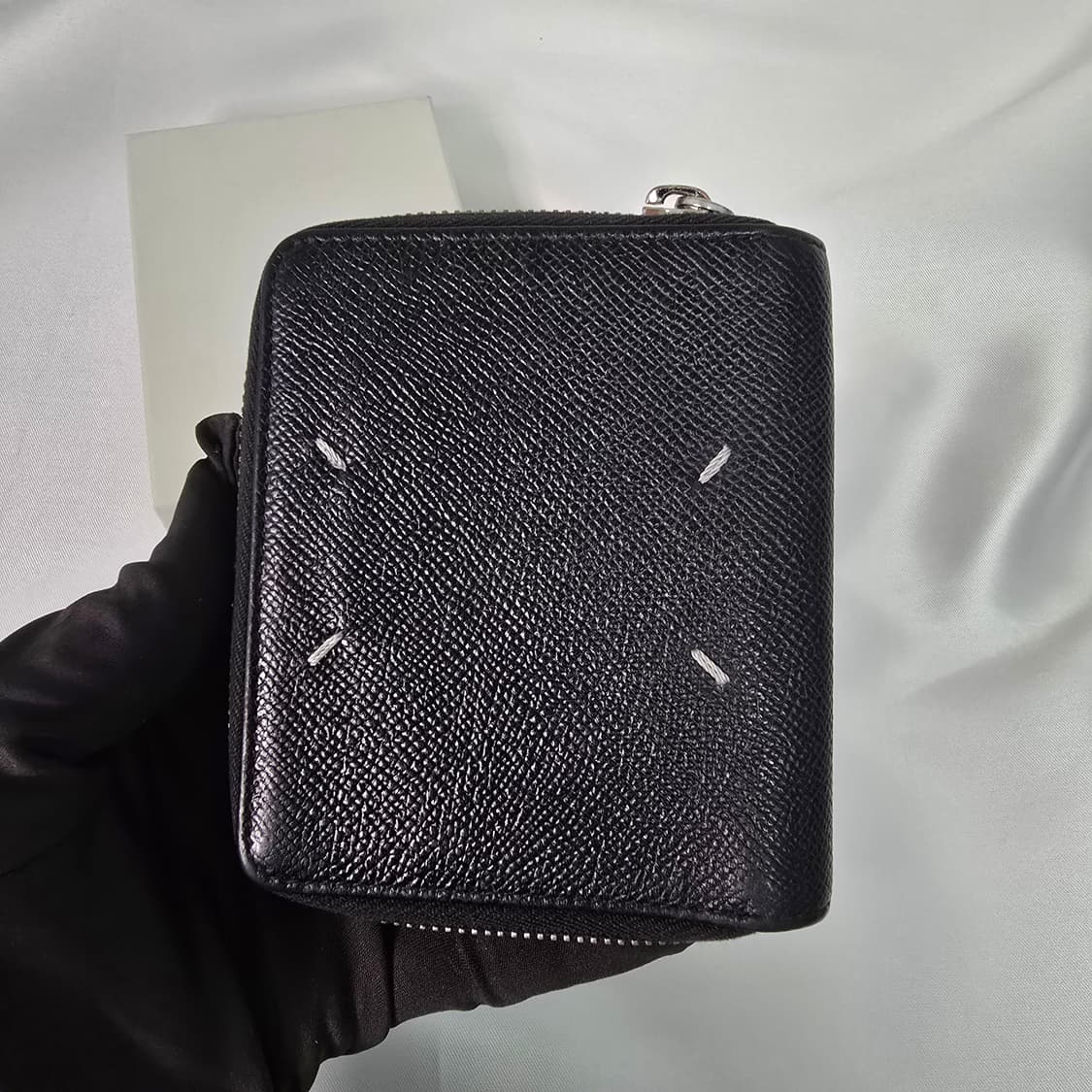 마르지엘라 지퍼 반지갑 상품이미지2