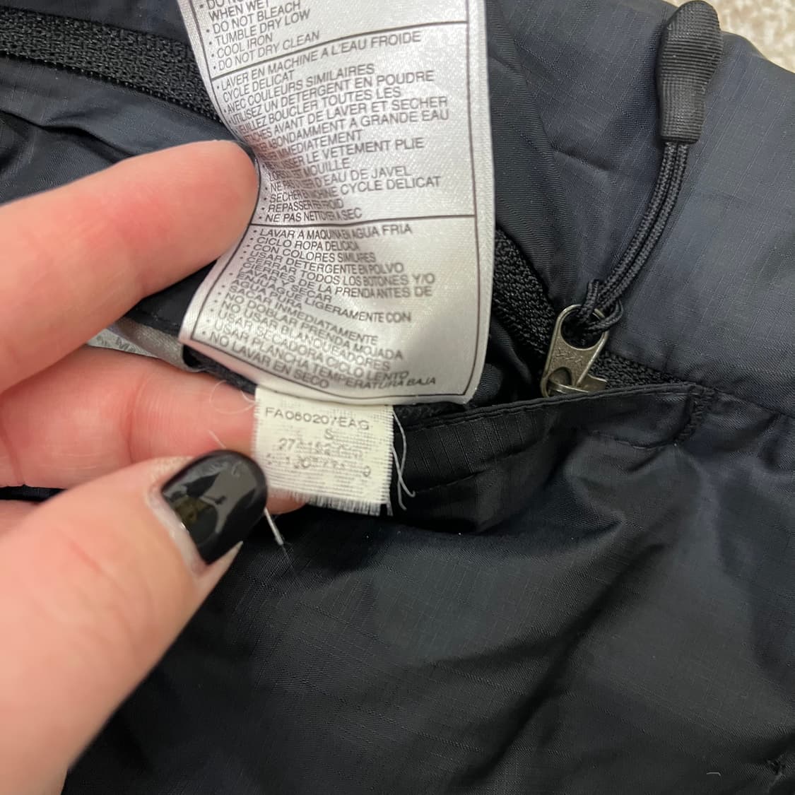 S 나이키 써마핏 리버시블 후드 패딩 0210M 상품이미지4