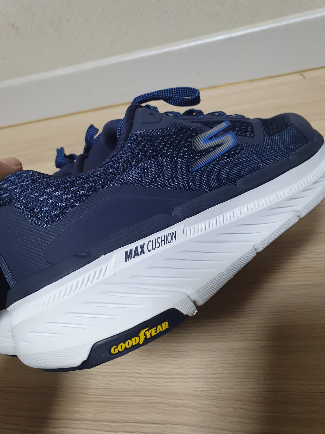 스케쳐스 맥스쿠셔닝 운동화 270 상품이미지6