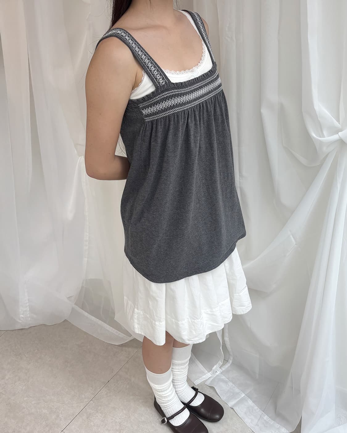 uniqlo ethnic smocking a line sleeveless 상품이미지10