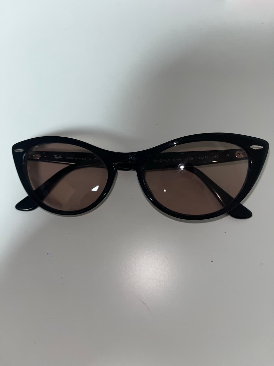 레이벤 니나 선글라스 블랙 상품이미지3