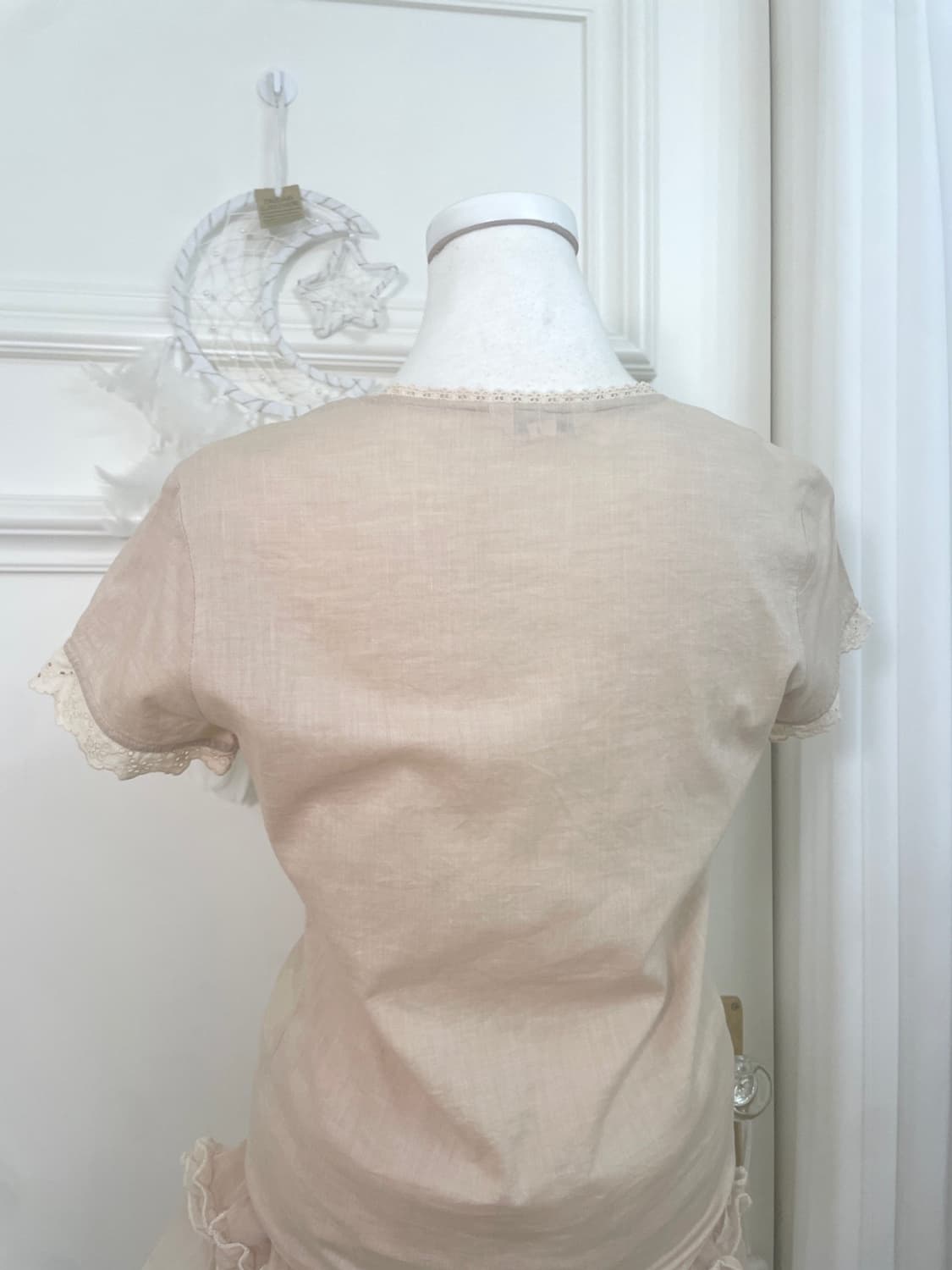 beige lace point shirring blouse(size-9) 상품이미지4