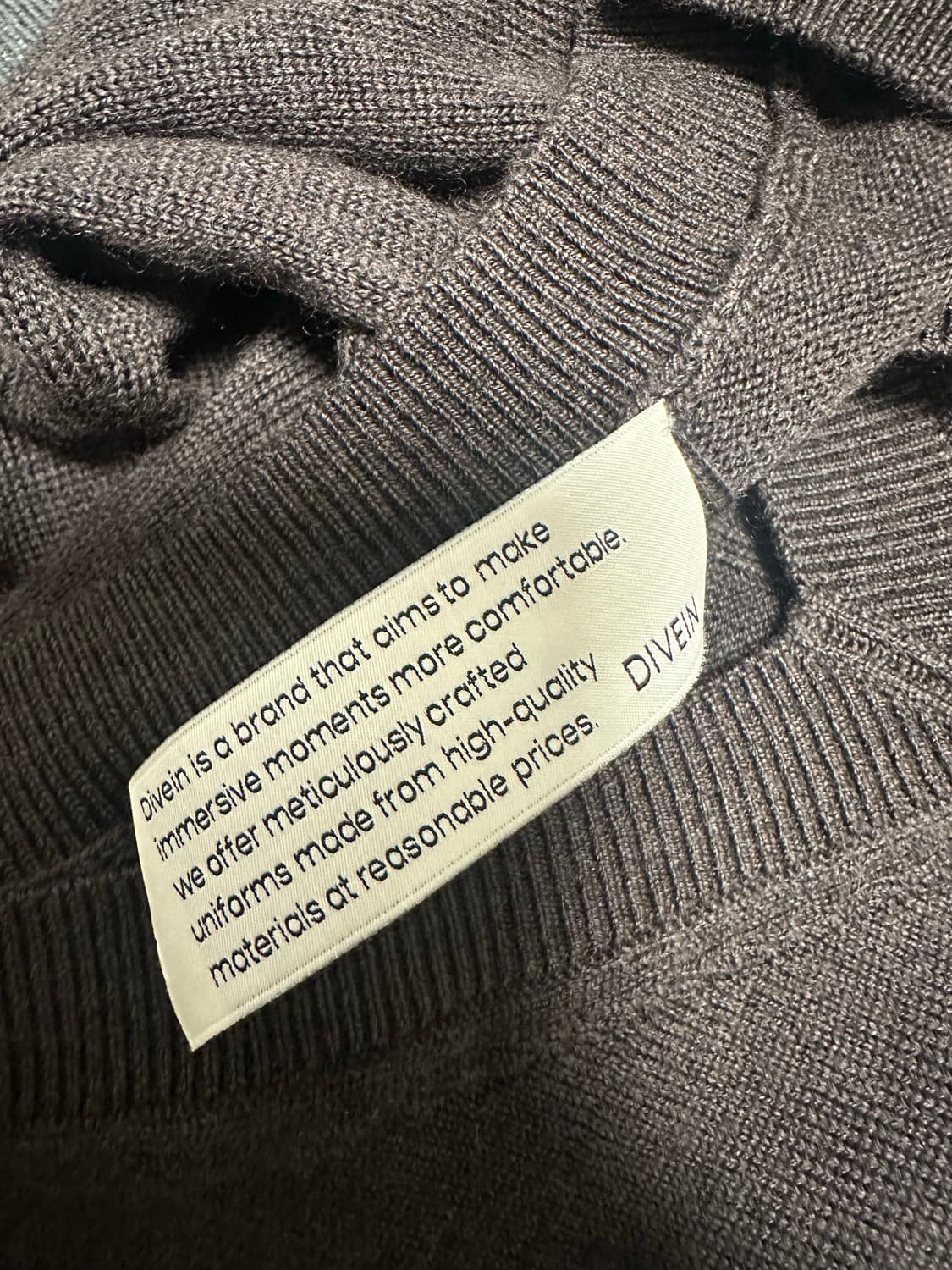 다이브인 LOOSED FINE WOOL V-NECK KNIT (BROWN 상품이미지4