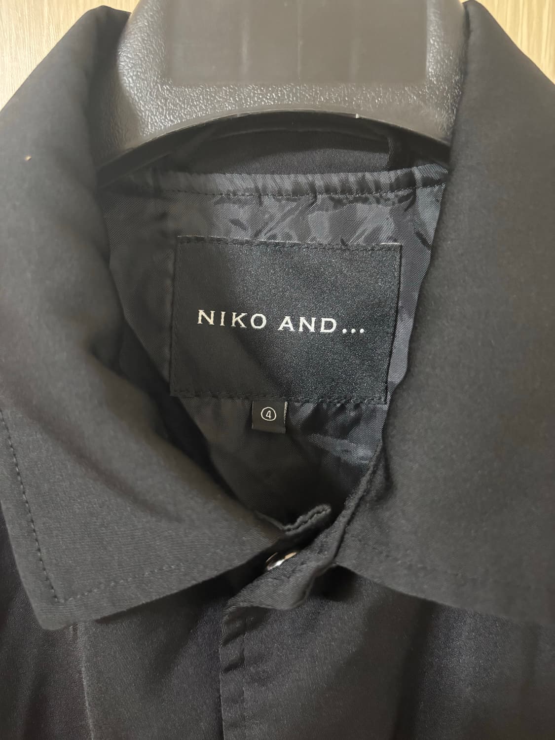 NIKO AND 니코앤드 블랙 코치 자켓 상품이미지2
