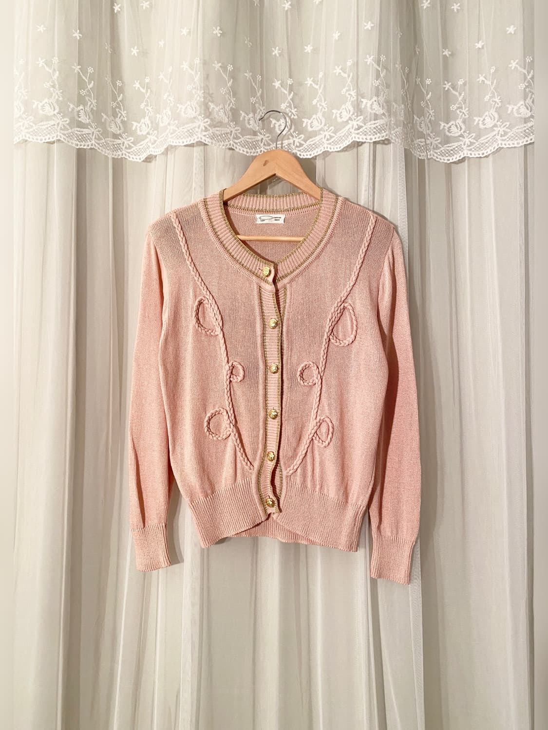 Vintage Soft Pink Gold Button Cardigan 상품이미지1