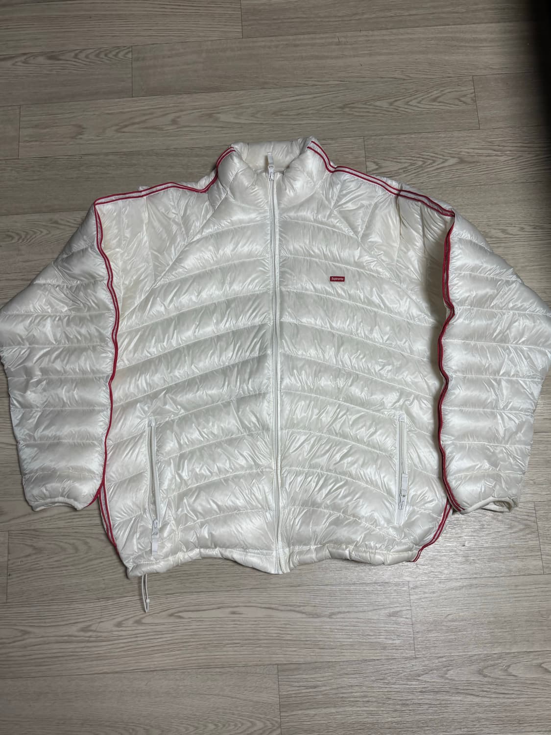 슈프림 마이크로 다운 자켓 화이트 경량패딩 상품이미지3