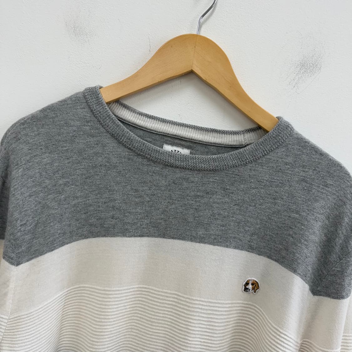 [110] 헤지스 배색 퍼피로고 라운드 니트 3677 상품이미지3