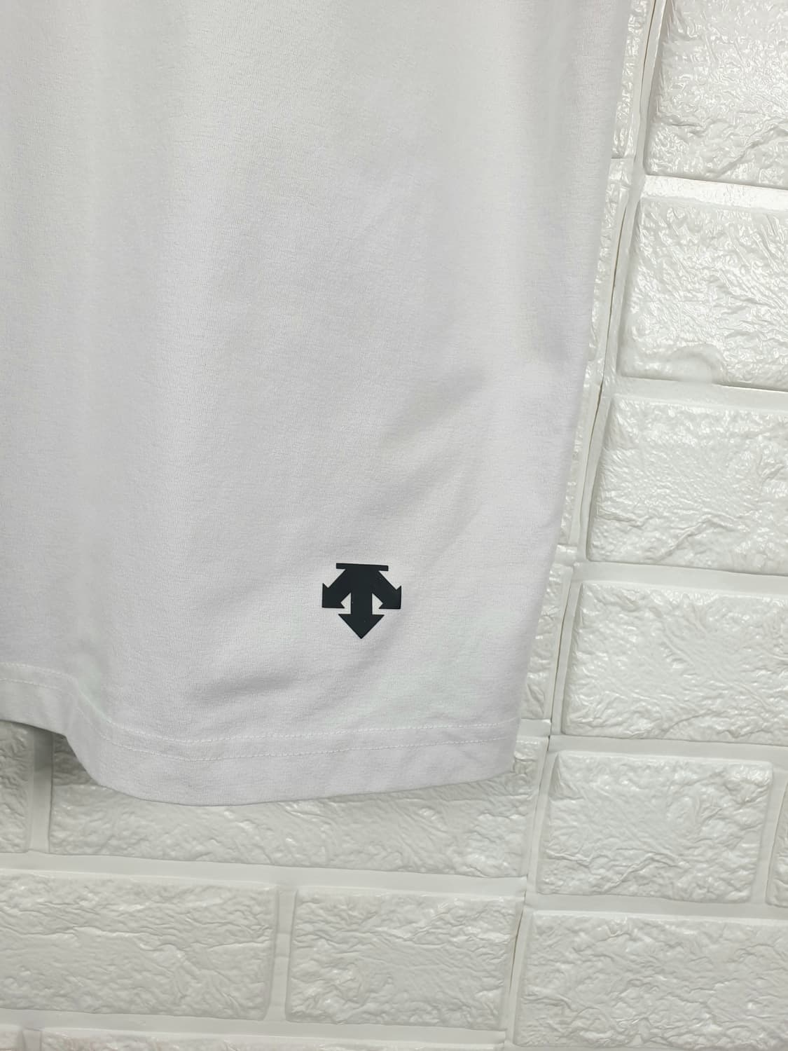 [95]데상트 기능성 반팔 라운드티 상품이미지4