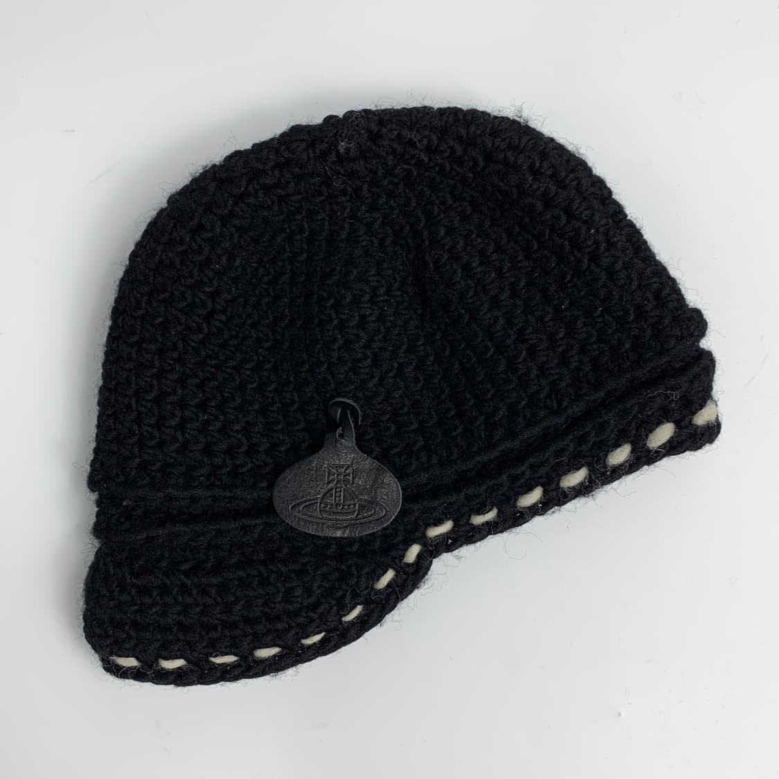 비비안웨스트우드 ORB 레더 장식 니트 캡 상품이미지8