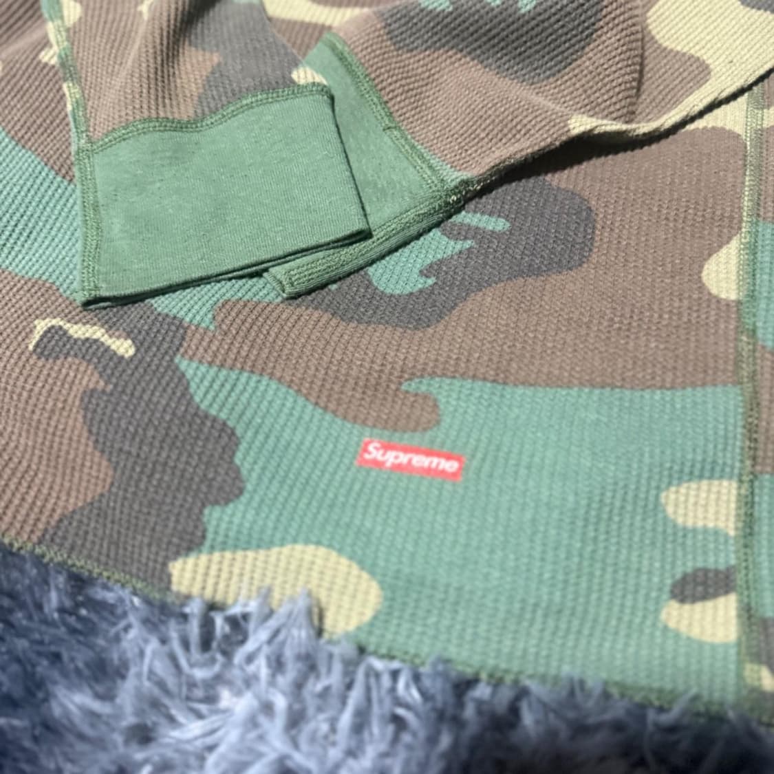 슈프림 헤인즈 써멀 크루 우드랜드 카모 상품이미지3