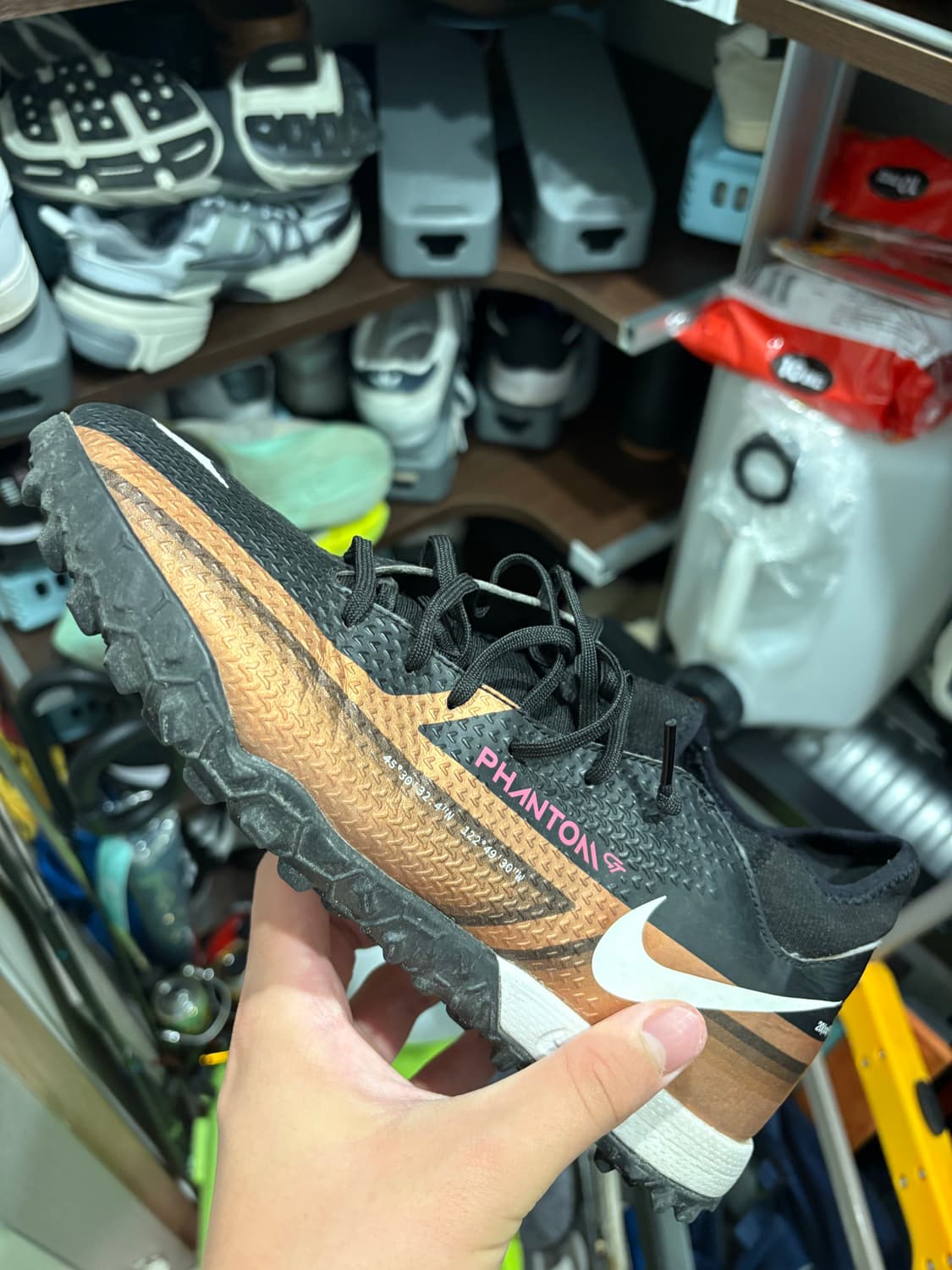 나이키 팬텀 풋살화 상품이미지2