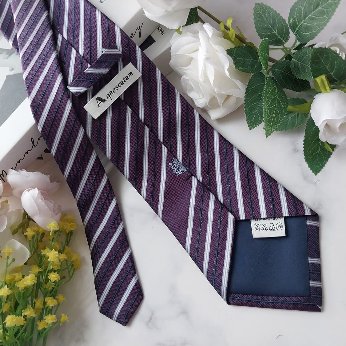 아쿠아스큐텀 실크 스트라이프 넥타이 9.6cm A+등급 K1203
 상품이미지4