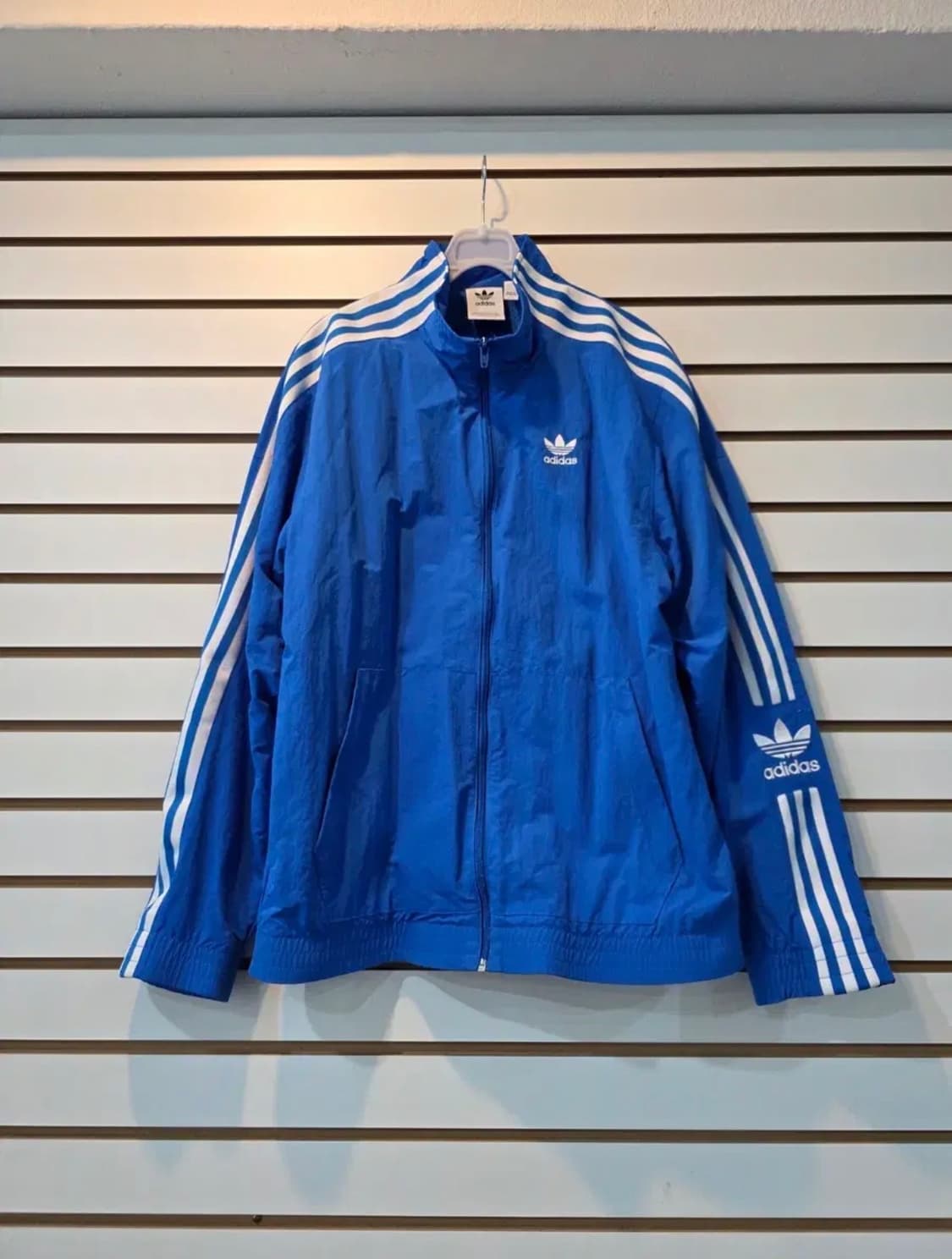 adidaas [아디다스] 바람막이 상품이미지1