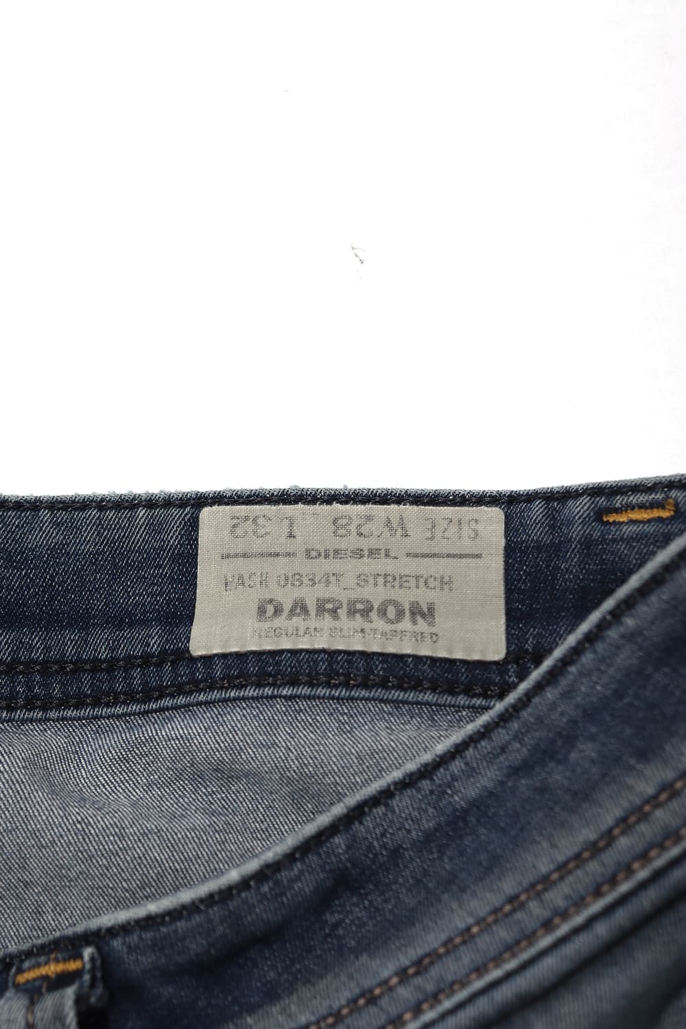 DIESEL DARRON 레귤러 슬림 스트레이트 워싱 투웨이 데님 진  상품이미지5