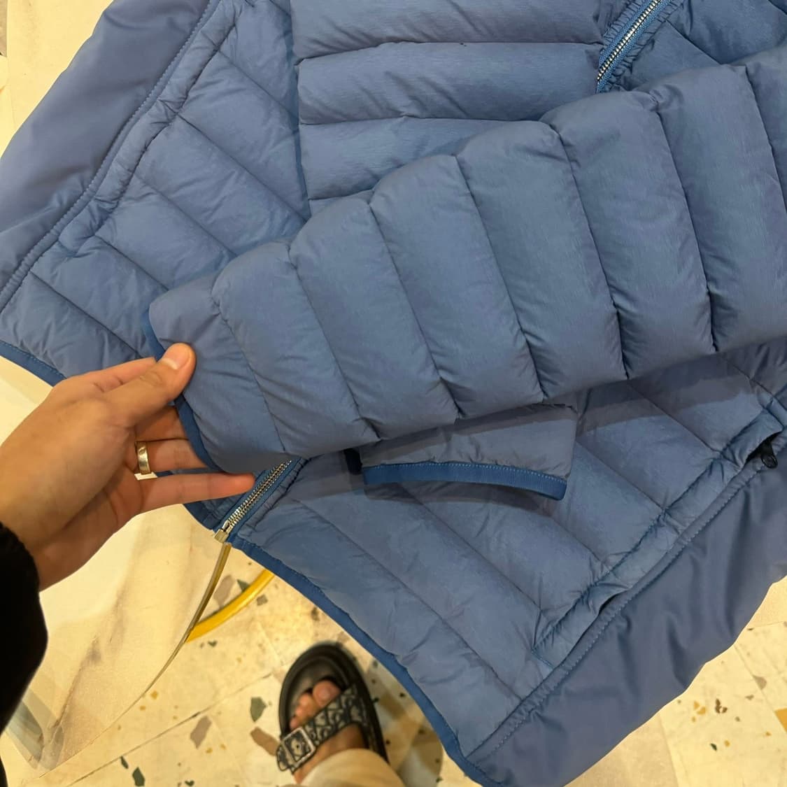 스톤아일랜드 룸우븐 나일론 TC 체임버스 경량패딩 L 상품이미지5