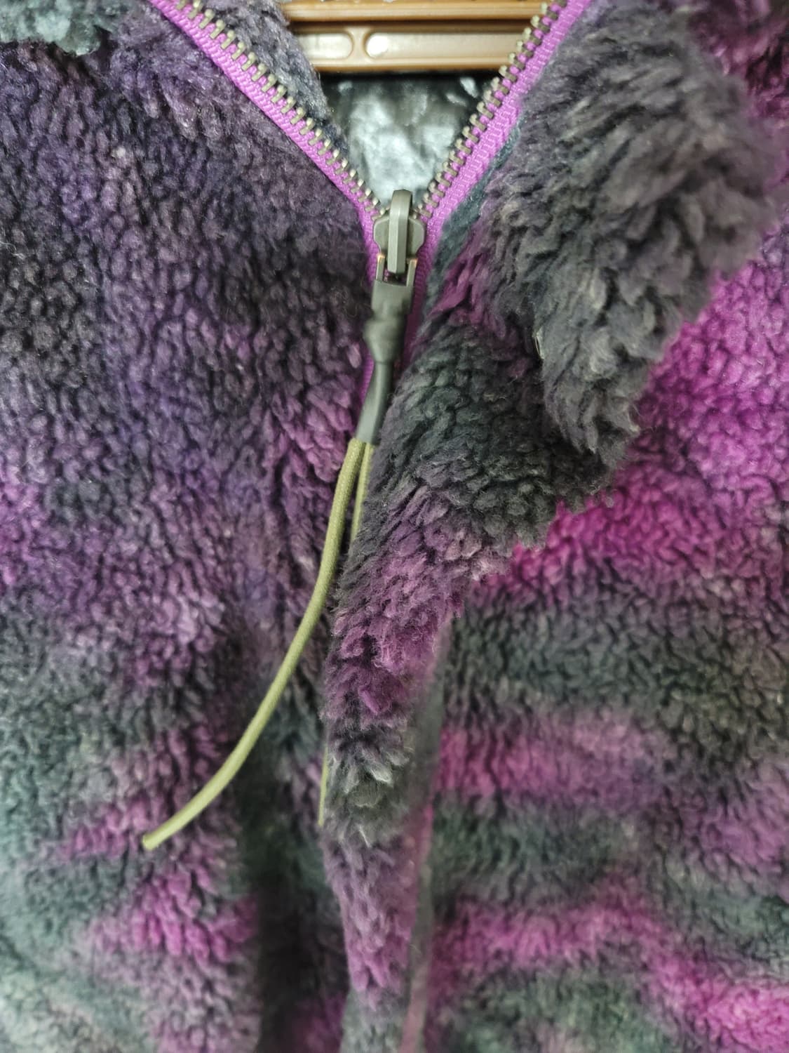 더일마 뽀글이 후드 롱코트 M 95사이즈 상태극상

 상품이미지3