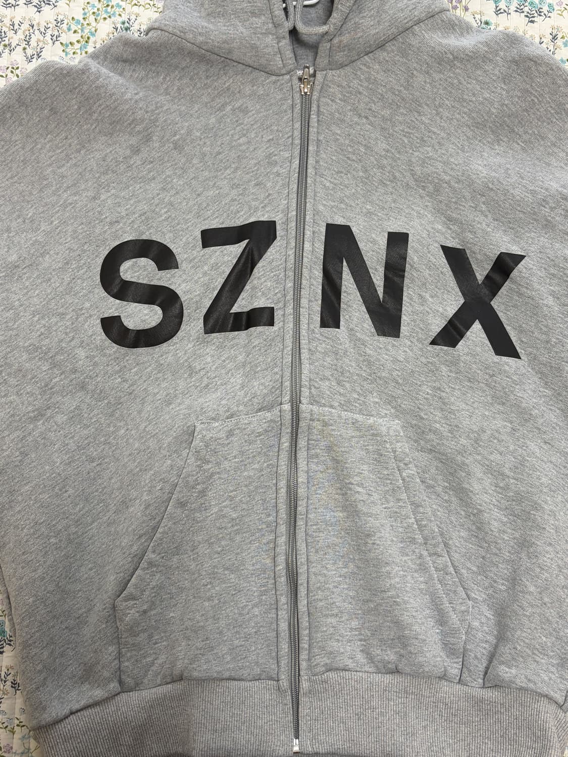 이지 szn x korea 익스클루시브 상품이미지1