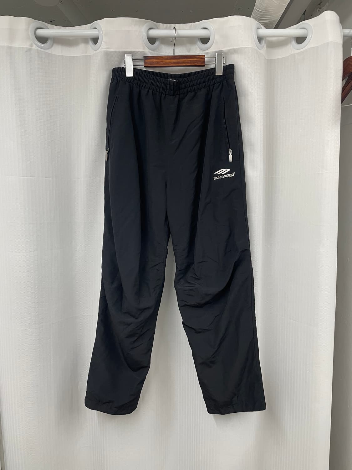 발렌시아가 3B 스포츠 나일론 조거팬츠 상품이미지1