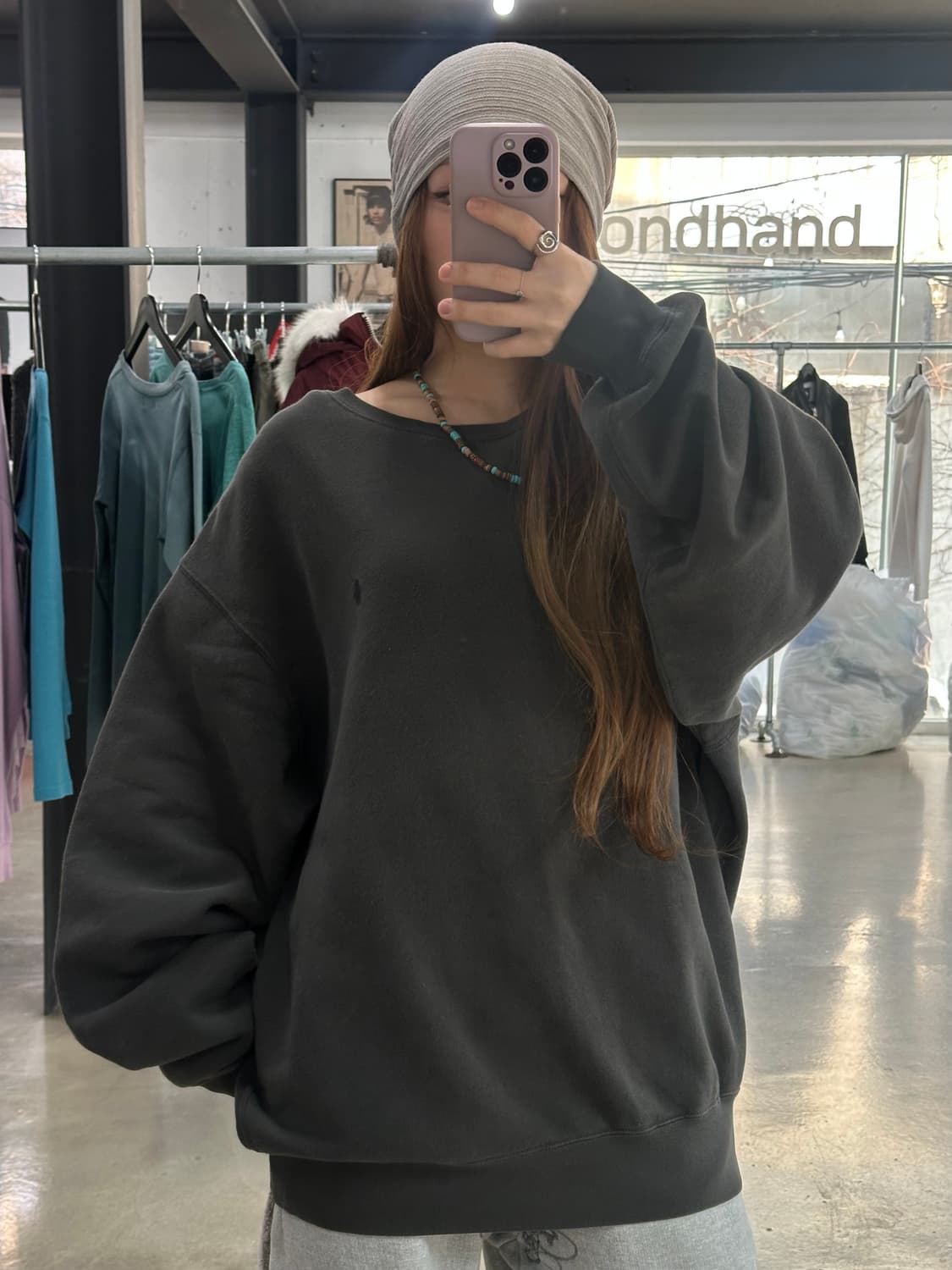 폴로랄프로렌 와이드핏 맨투맨 차콜 상품이미지4