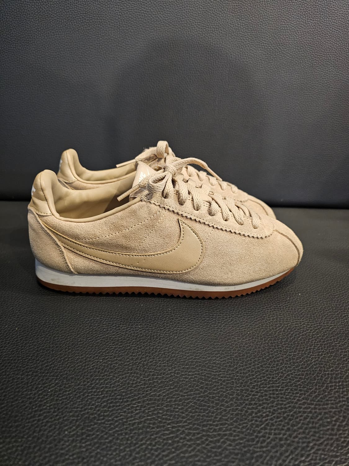 나이키 클래식 코르테즈 베이지 스웨이드 운동화 상품이미지1