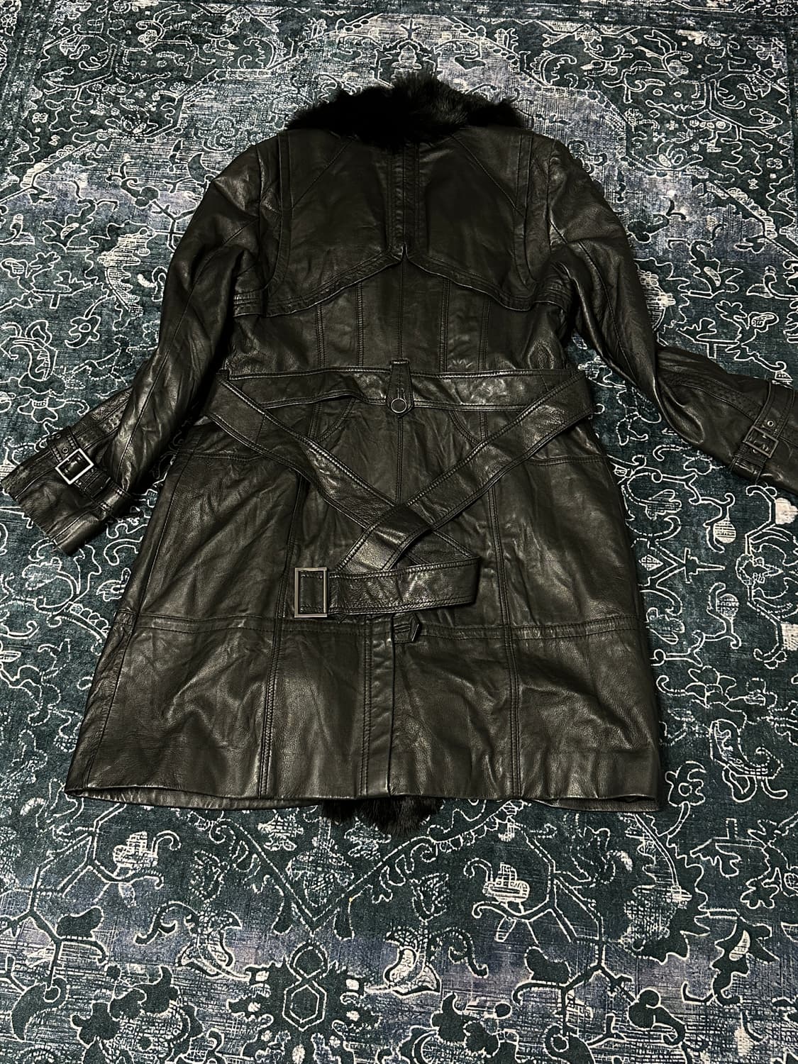 Black fur long leather jacket 상품이미지3