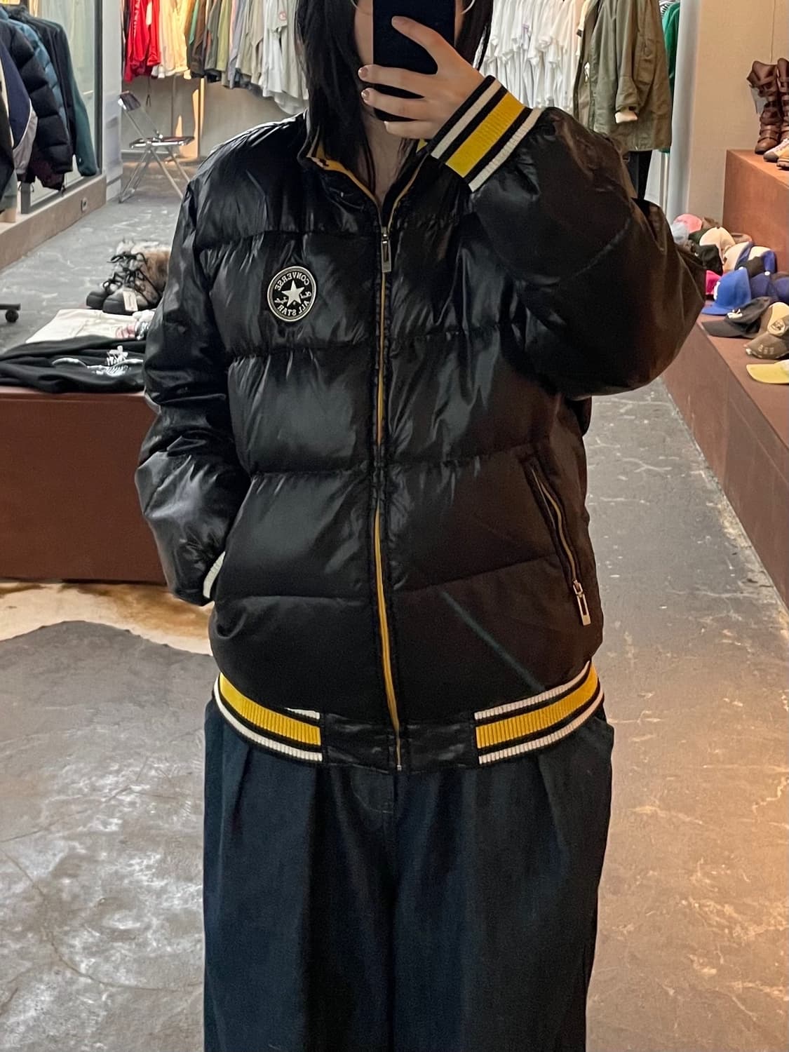 컨버스 덕다운 유광 블랙 패딩 H1734 상품이미지1