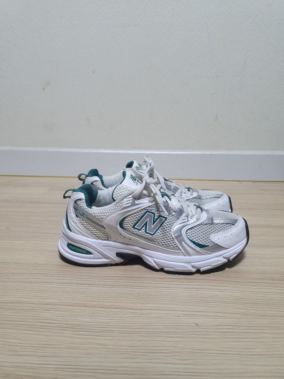 뉴발란스 530 화이트 그린 245 상품이미지1