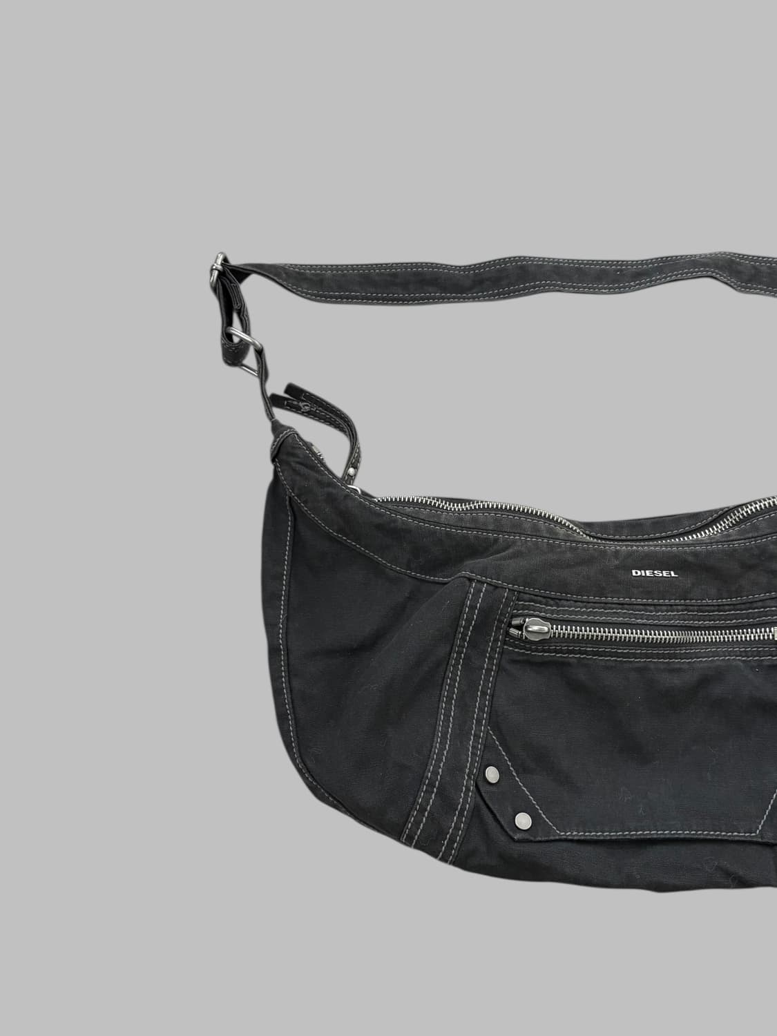 DIESEL canvas shoulder bag black  상품이미지2