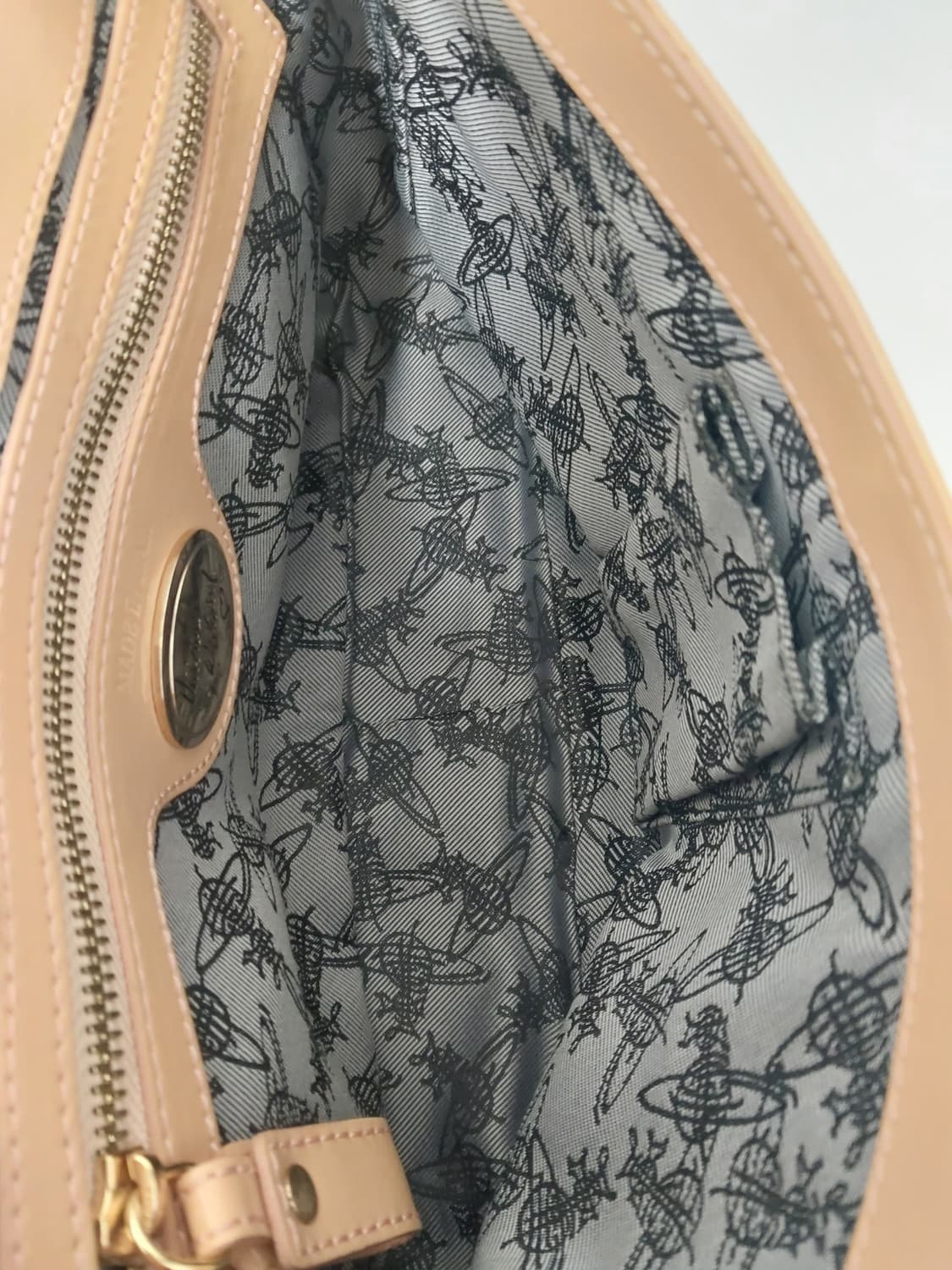 비비안웨스트우드 ORB 에버리 투웨이백 상품이미지8