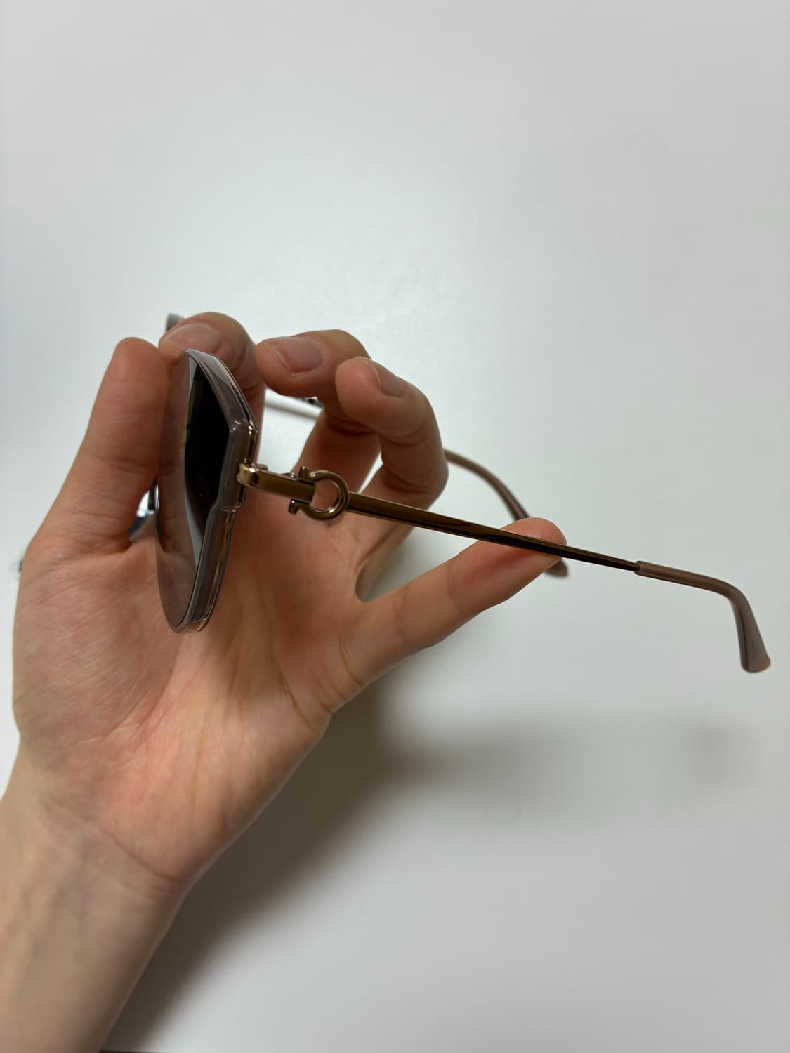 페라가모 선글라스 SF255SK 상품이미지5