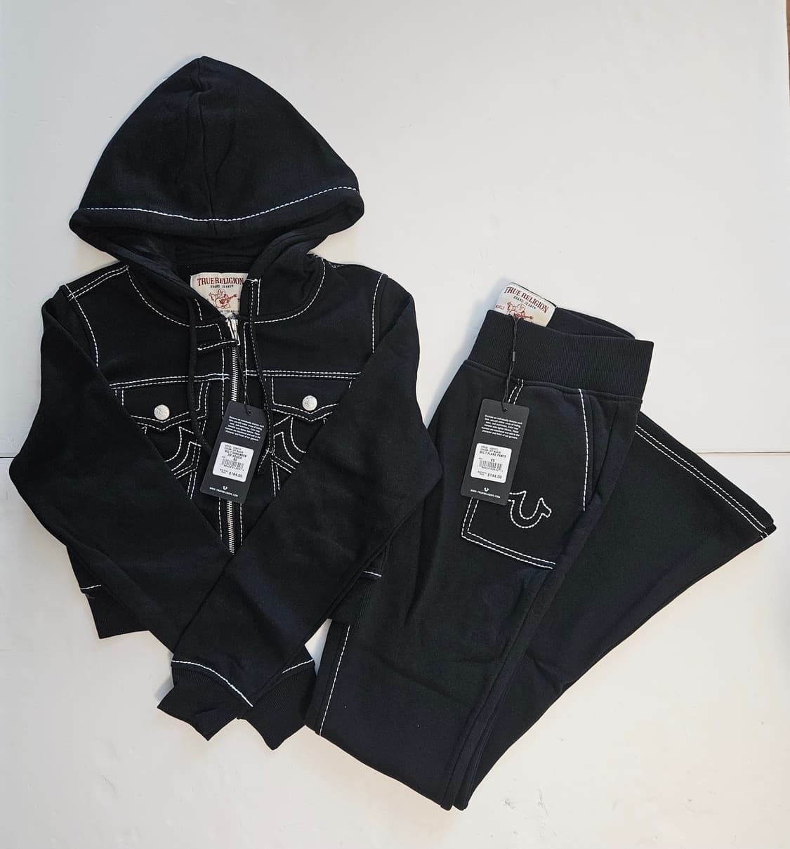 [새제품] 트루 릴리젼 Big T 스웻 셋업 상품이미지4